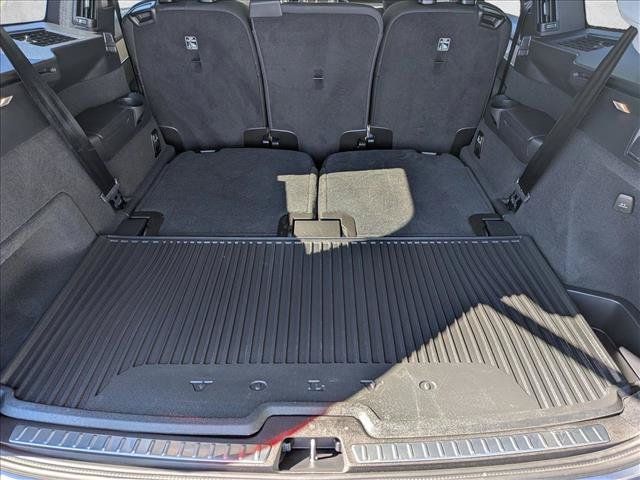 Certified 2026 Volvo XC90 B5 Plus w/ Protection Package AWD/4WD image 6