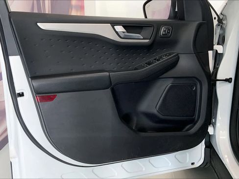 Used 2020 Ford Escape SEL AWD/4WD image 23