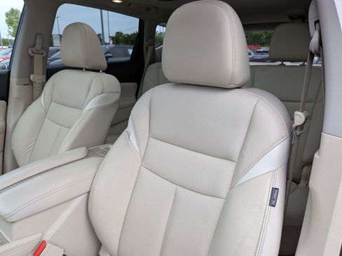 Used 2019 Nissan Murano SL w/ SL Technology Package FWD image 15
