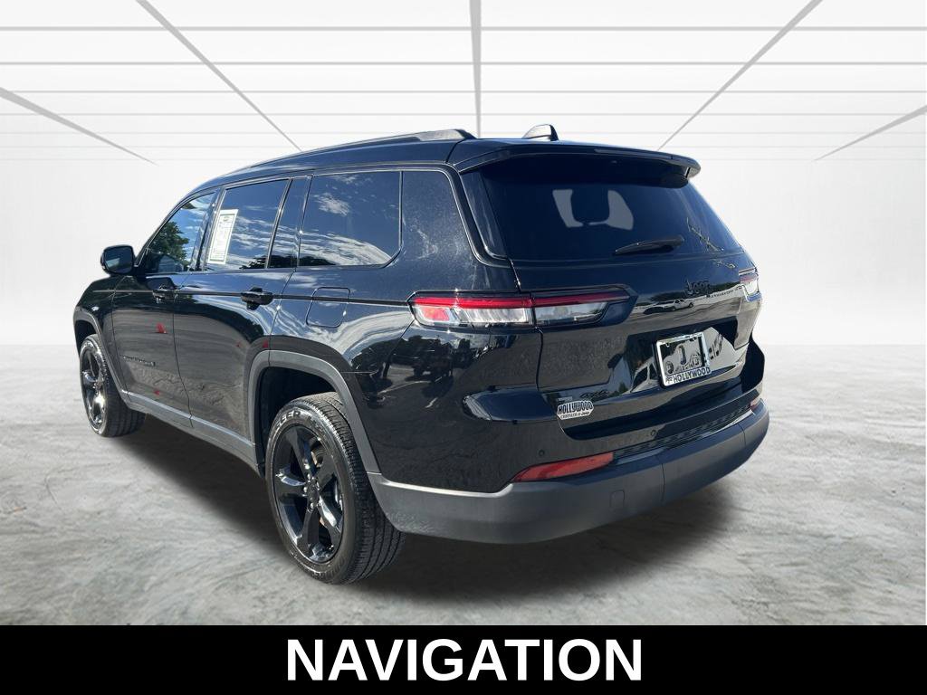 Used 2023 Jeep Grand Cherokee L Laredo AWD/4WD image 7