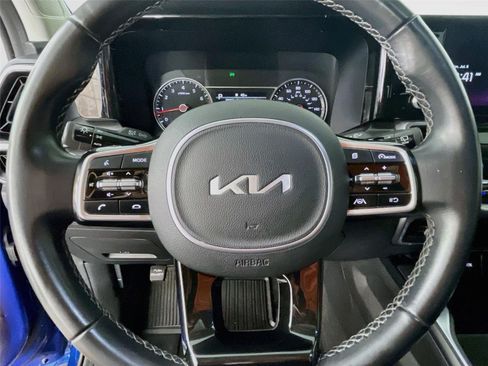 Used 2023 Kia Sorento S w/ Panoramic Sunroof Package FWD image 15