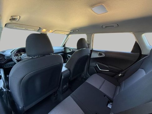 Used 2023 Kia Soul S FWD image 27