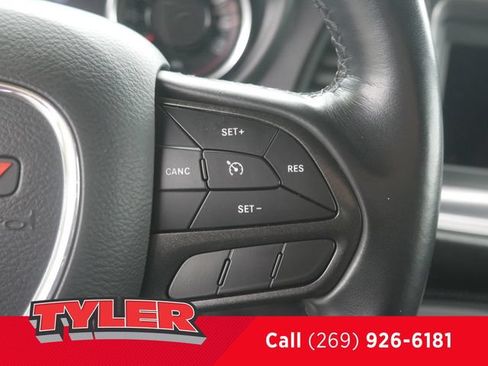 Used 2023 Dodge Challenger SXT RWD image 22