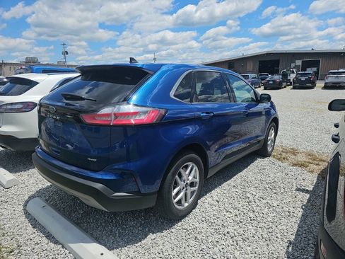 Used 2024 Ford Edge SEL AWD/4WD image 8