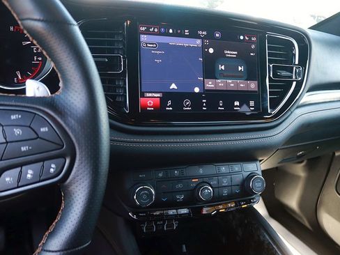 Used 2025 Dodge Durango R/T AWD/4WD image 22