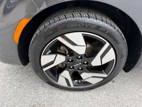 Used 2023 Kia Soul GT-Line FWD image 11