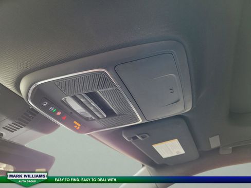 Used 2024 Chevrolet Traverse RS image 26