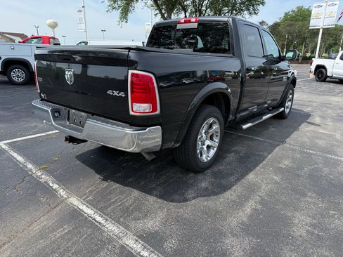 Used 2017 RAM 1500 Laramie AWD/4WD image 5