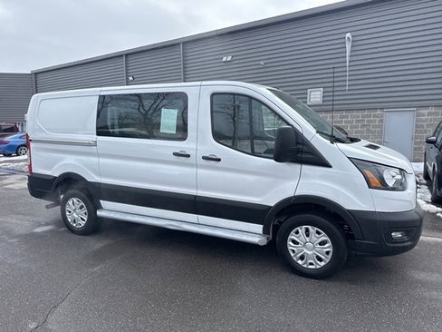 Used 2024 Ford Transit 250 Low Roof w/ Exterior Upgrade Package image 7