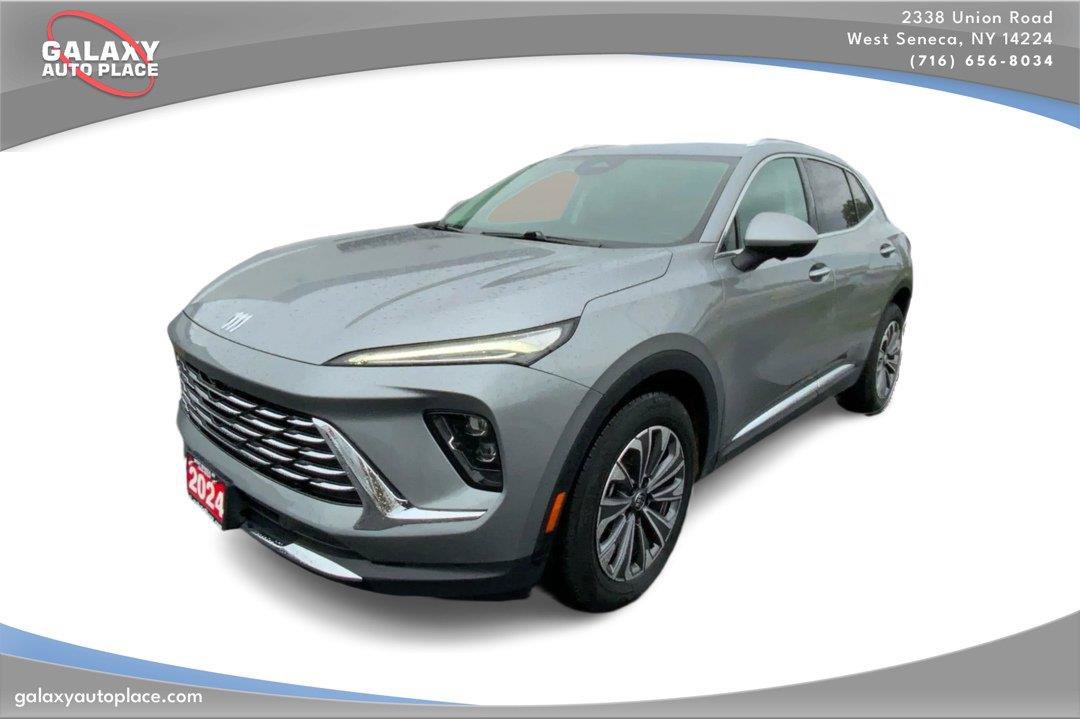 Used 2024 Buick Envision Preferred AWD/4WD image 1