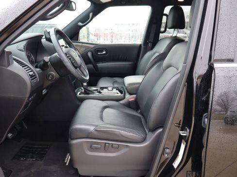 Used 2024 Nissan Armada SL w/ Midnight Edition Package AWD/4WD image 10