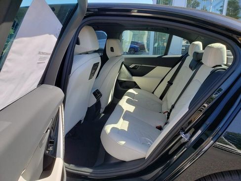 New 2026 BMW 530i xDrive w/ M Sport Package image 13