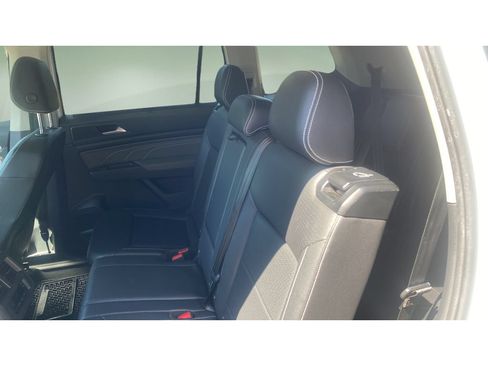 Used 2023 Volkswagen Atlas SE AWD/4WD image 18
