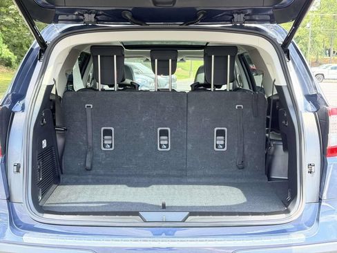 Used 2024 Subaru Ascent Touring w/ Popular Package #2 AWD/4WD image 14