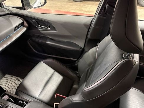 Used 2025 Toyota Prius XLE AWD/4WD image 21