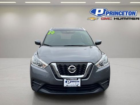 Used 2020 Nissan Kicks SV FWD image 2