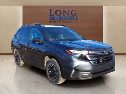 Certified 2025 Subaru Forester Premium image 3