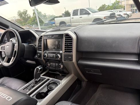 Used 2015 Ford F150 Lariat w/ Equipment Group 502A Luxury AWD/4WD image 29