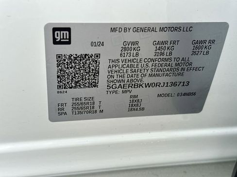 Used 2024 Buick Enclave Essence w/ Technology Package FWD image 40