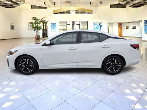 Certified 2024 Nissan Sentra SV image 4