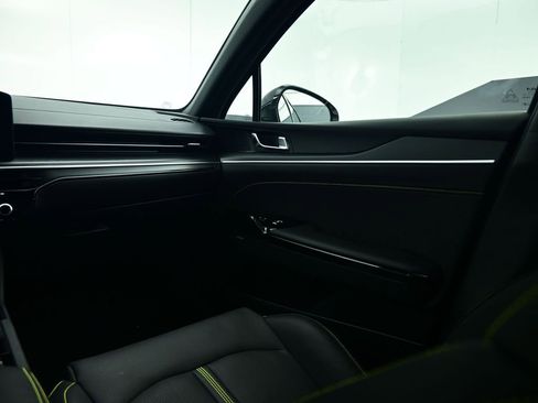 Used 2025 Kia K5 GT w/ GT1 Package image 44