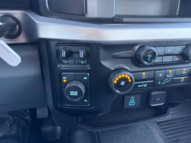 Used 2024 Ford F350 XL w/ XL Chrome Package AWD/4WD image 19