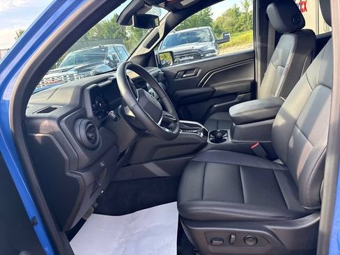 Used 2026 Chevrolet Colorado Trail Boss AWD/4WD image 8
