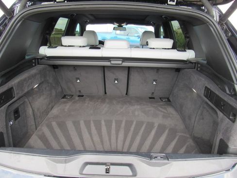 Used 2023 BMW X5 xDrive40i w/ Premium Package AWD/4WD image 17
