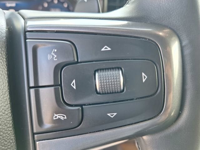 Used 2024 Chevrolet Silverado 1500 High Country w/ High Country Premium Package AWD/4WD image 23