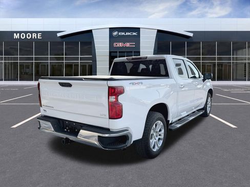 Used 2023 Chevrolet Silverado 1500 LTZ AWD/4WD image 3