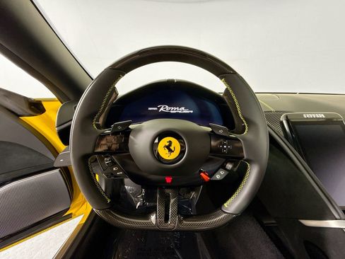 Certified 2025 Ferrari Roma Spider RWD image 82