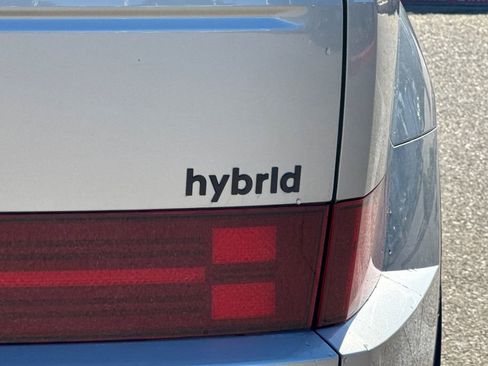 New 2025 Hyundai Santa Fe Calligraphy FWD image 24