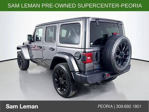 Used 2025 Jeep Wrangler Unlimited Sahara w/ Safety Group AWD/4WD image 5