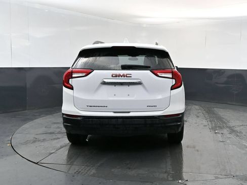 Used 2023 GMC Terrain SLE w/ Driver Convenience Package AWD/4WD image 4