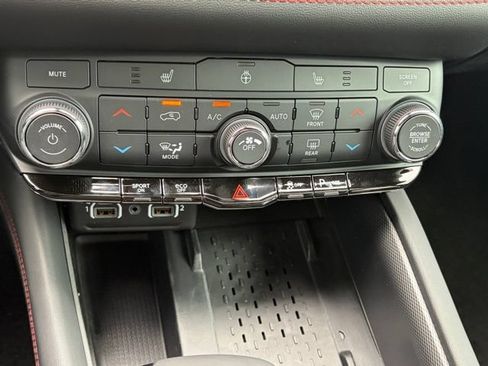 New 2026 Dodge Durango GT w/ Blacktop Package AWD/4WD image 22