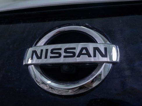 Used 2022 Nissan Leaf SV Plus FWD image 5