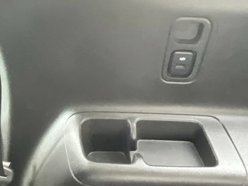 Used 2018 Chevrolet Traverse Premier w/ LPO, Floor Liner Package AWD/4WD image 16