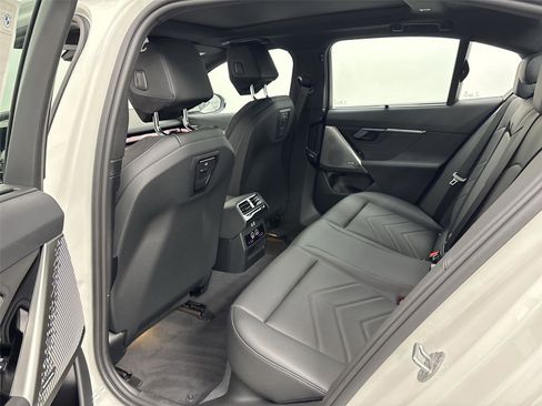 New 2026 BMW 550e xDrive w/ Premium Package image 29