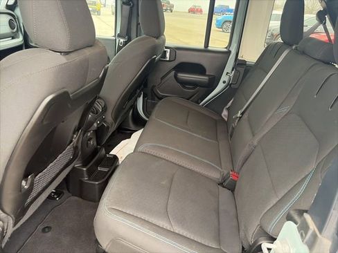 Used 2024 Jeep Wrangler Unlimited Rubicon 4xe image 11