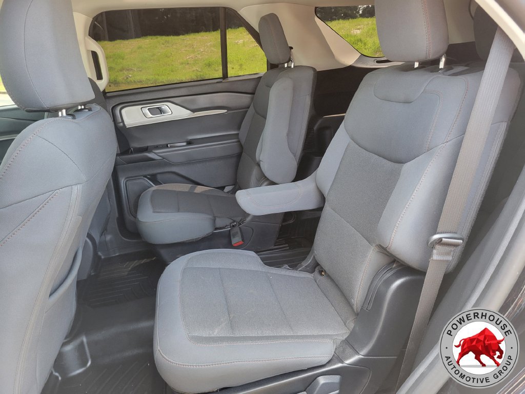 Used 2026 Ford Explorer Active RWD image 16