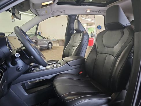 Used 2022 INFINITI QX60 Luxe AWD/4WD image 16