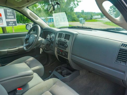 Used 2007 Dodge Dakota SLT AWD/4WD image 16