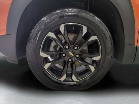 Used 2022 Chevrolet TrailBlazer LT AWD/4WD image 19