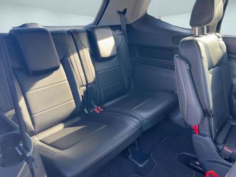 Certified 2023 Volkswagen Atlas SE image 29