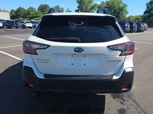 Used 2024 Subaru Outback Premium w/ Popular Package #1 AWD/4WD image 5