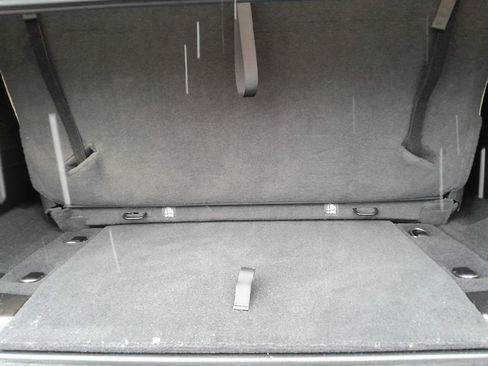 Used 2021 Jeep Wrangler Sport S image 30