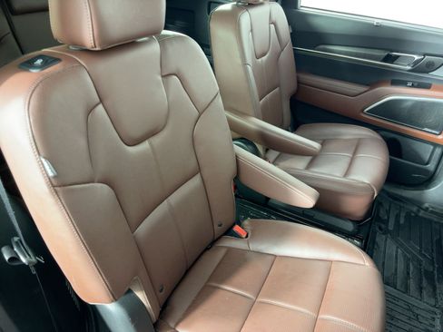 Used 2024 Kia Telluride SX image 30