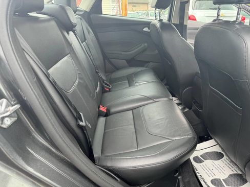Used 2017 Ford Focus Titanium image 30