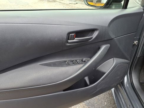 Certified 2023 Toyota Corolla LE image 12