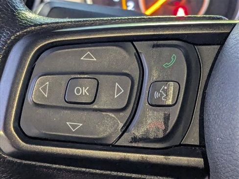 Used 2019 Jeep Wrangler Unlimited Sport image 14